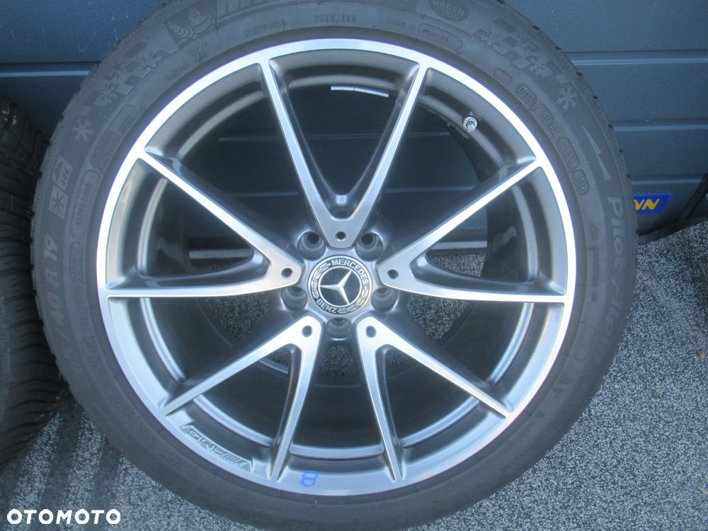 FELGI ALUMINIOWE OPONY MERCEDES E-KLASA W212 AMG 9.5Jx19H2 ET52 ET25 A2134014600 A2134012600 265/40/R19 - 11