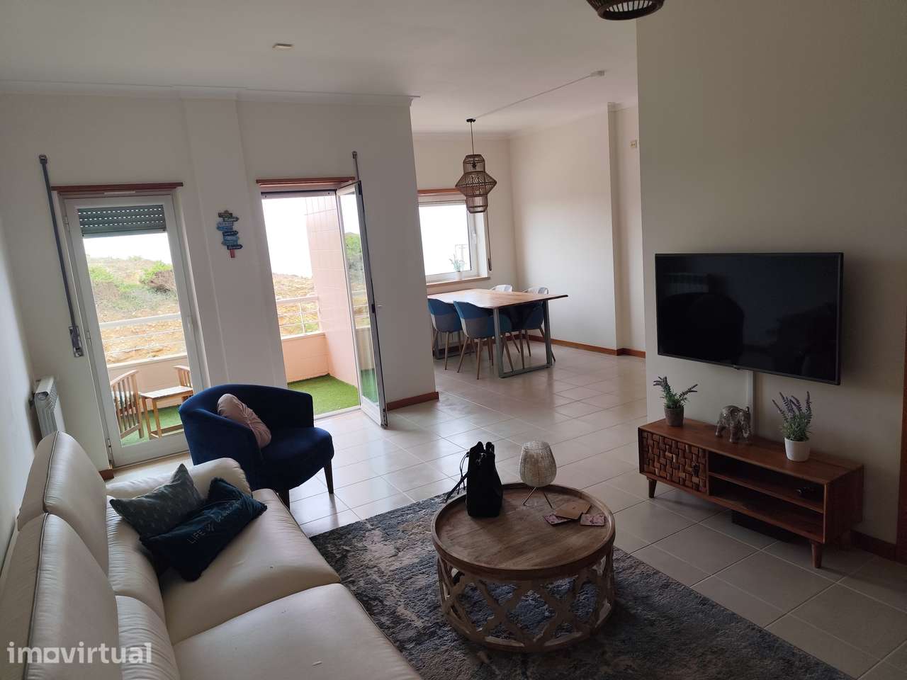 Excelente apartamento mobilado na praia de São Martinho do Porto - Grande imagem: 3/18