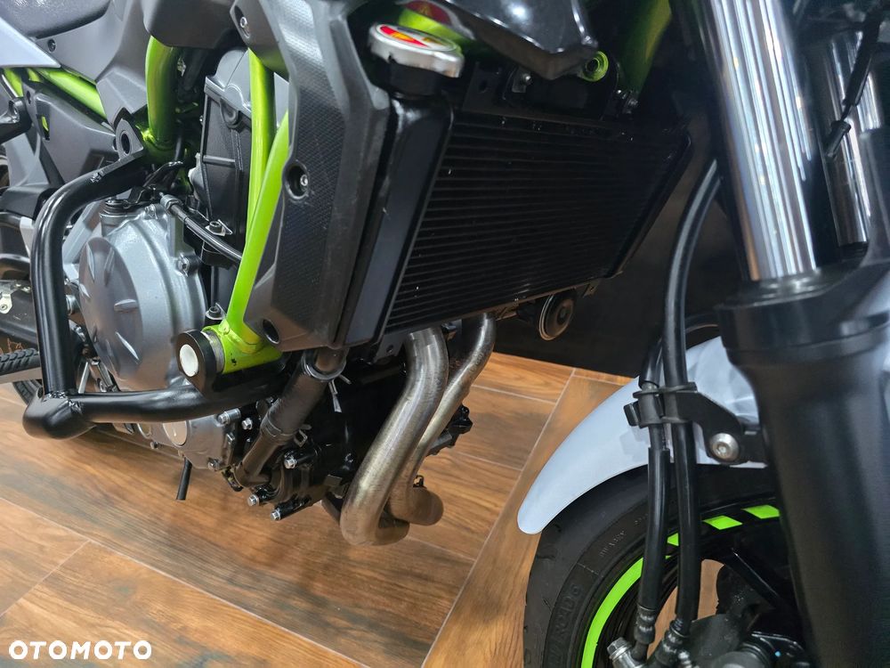 Kawasaki Z 650 - 21