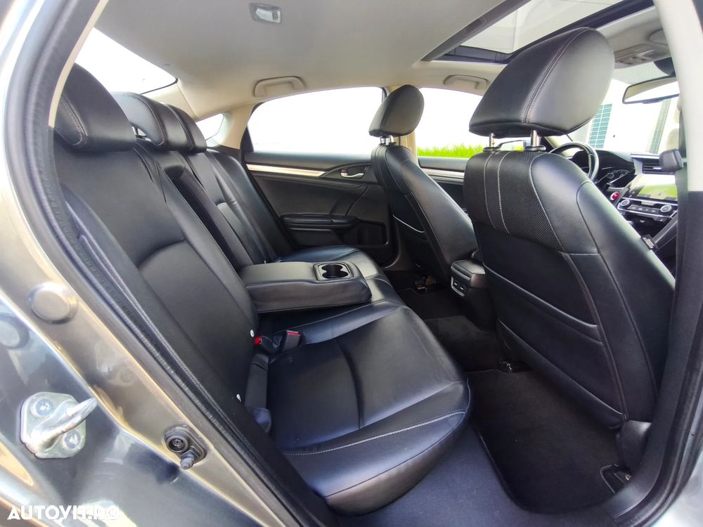 Honda Civic 1.5 VTEC Turbo CVT Executive - 12