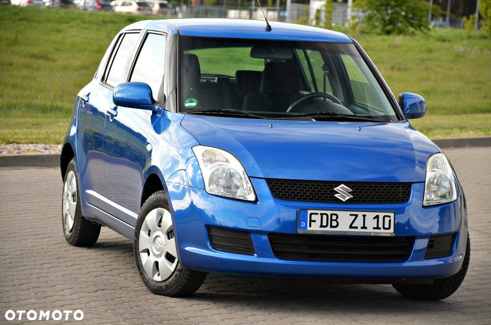 Suzuki Swift - 1