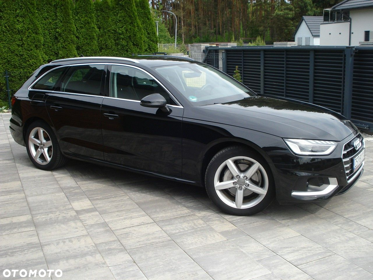 Audi A4 Avant 40 TFSI S tronic - 5