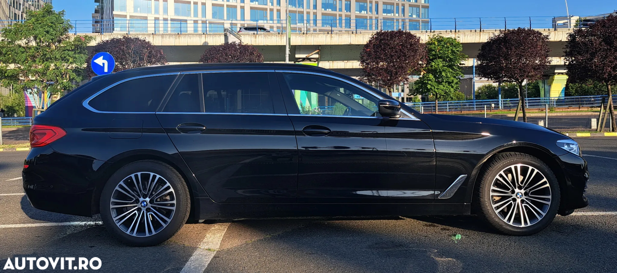 BMW Seria 5 520d Aut. - 4