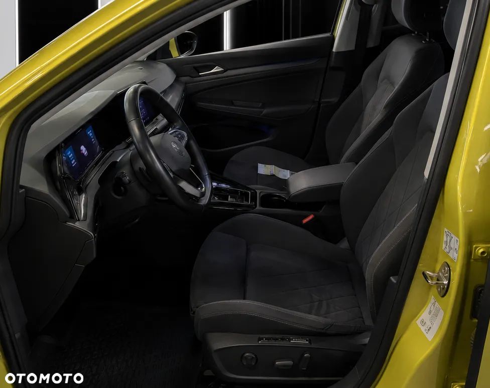 Volkswagen Golf 1.5 eTSI EVO Style DSG - 10