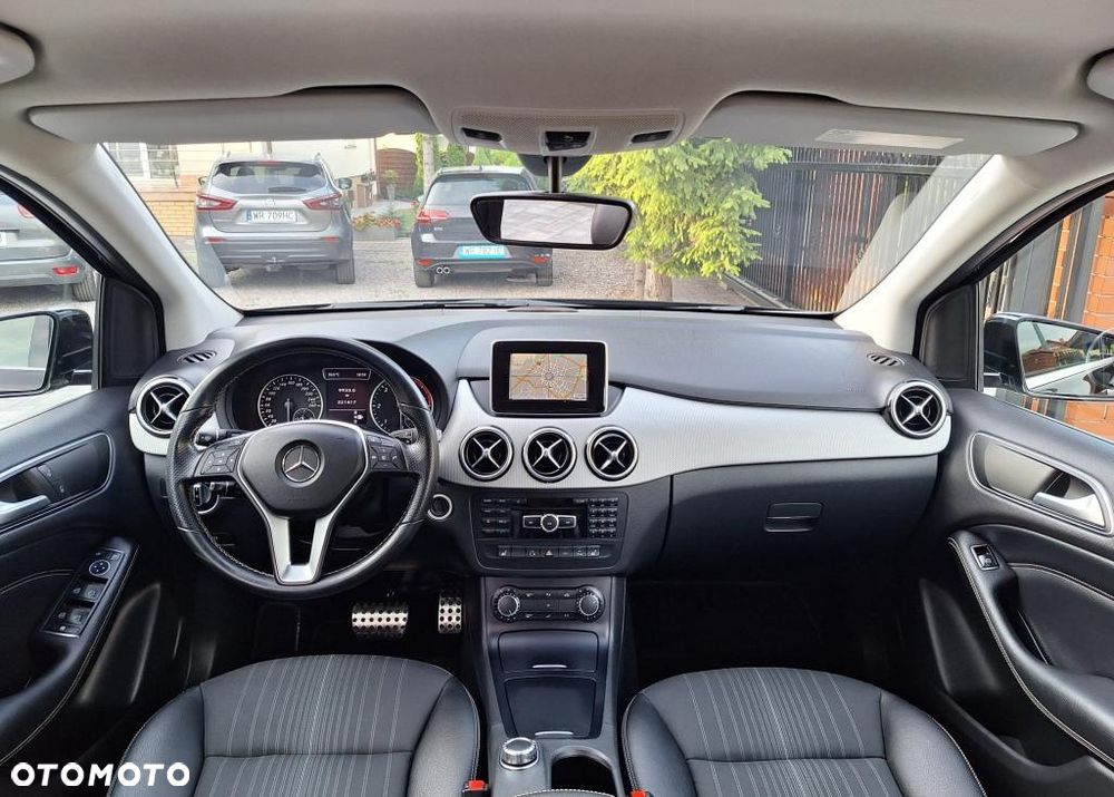Mercedes-Benz Klasa B 180 CDI (BlueEFFICIENCY) 7G-DCT - 10