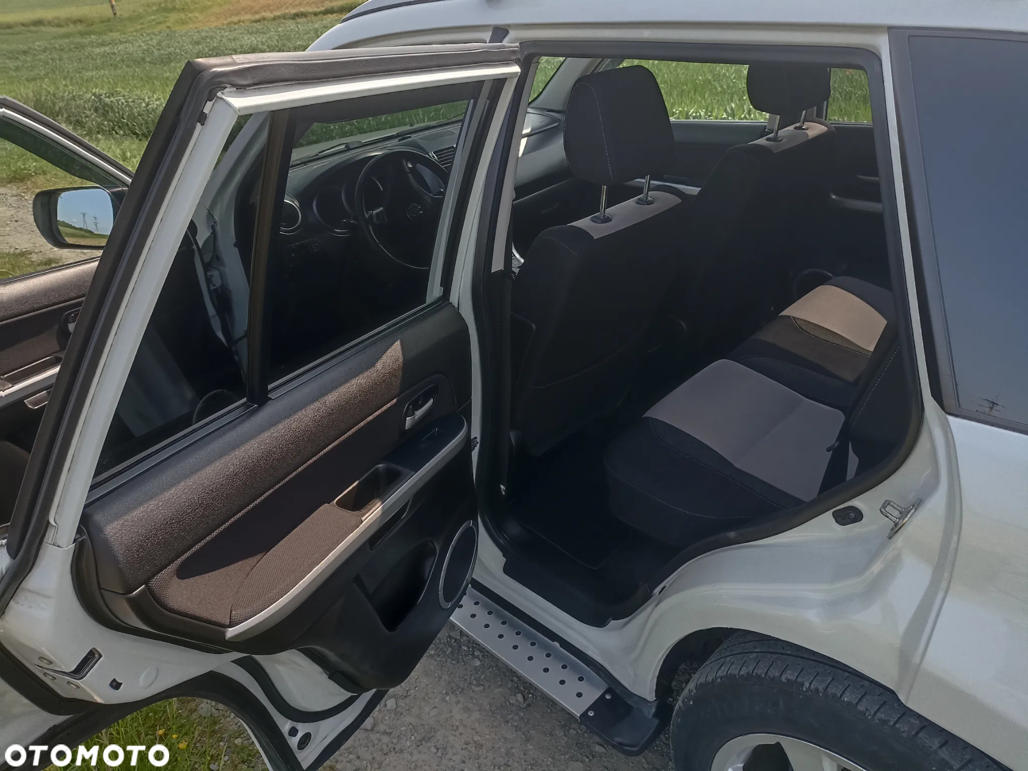Suzuki Grand Vitara 2.4 Premium EU5 - 26