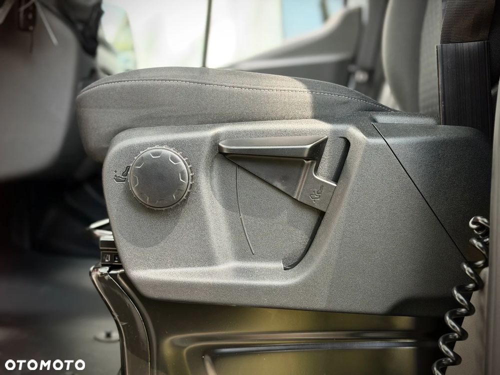 Ford Transit - 18