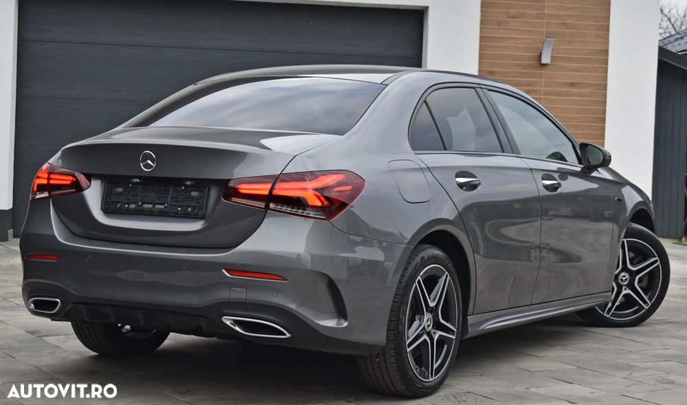 Mercedes-Benz A 250 e 8G-DCT Advanced AMG Line - 4