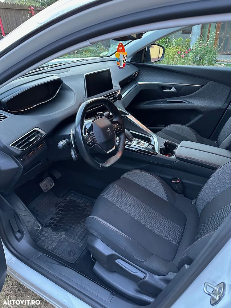 Peugeot 5008 1.5 BlueHDI s&s EAT8 Active - 11