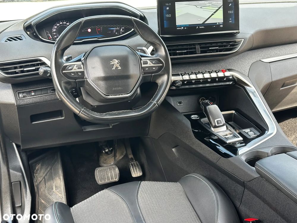 Peugeot 3008 BlueHDi 130 Stop & Start EAT8 Allure - 23