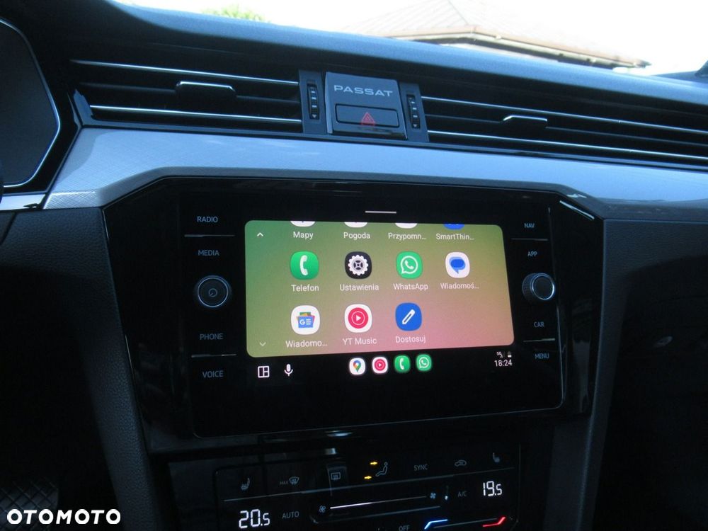 Volkswagen Passat - 35