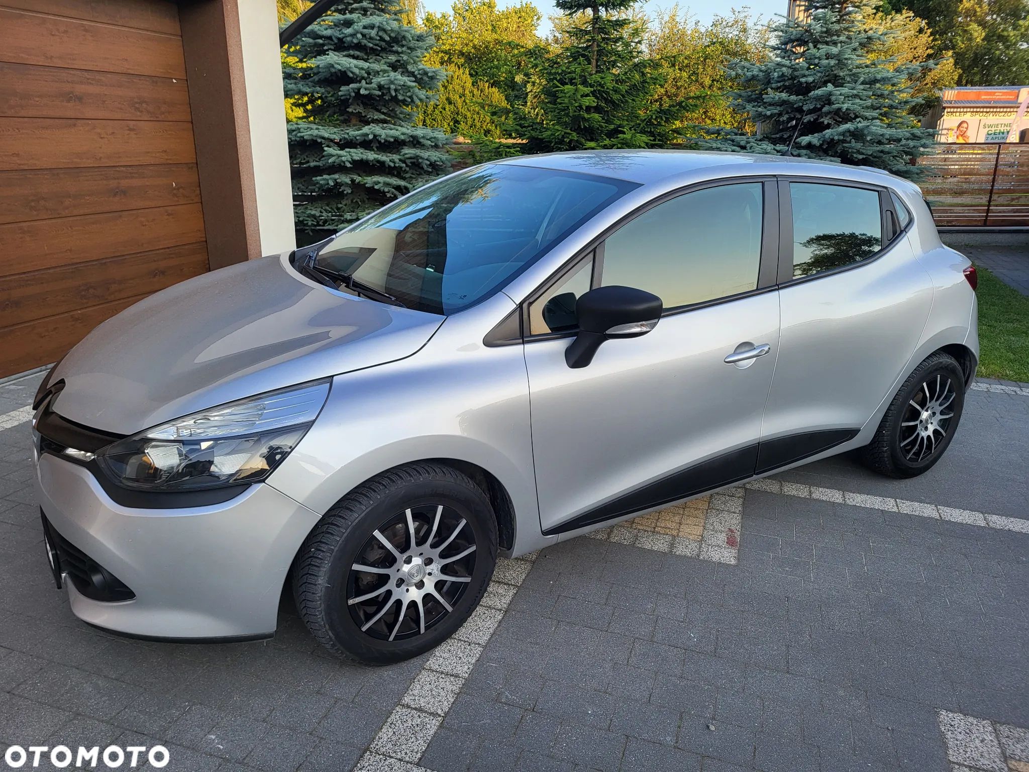 Renault Clio 1.2 16V Life - 1