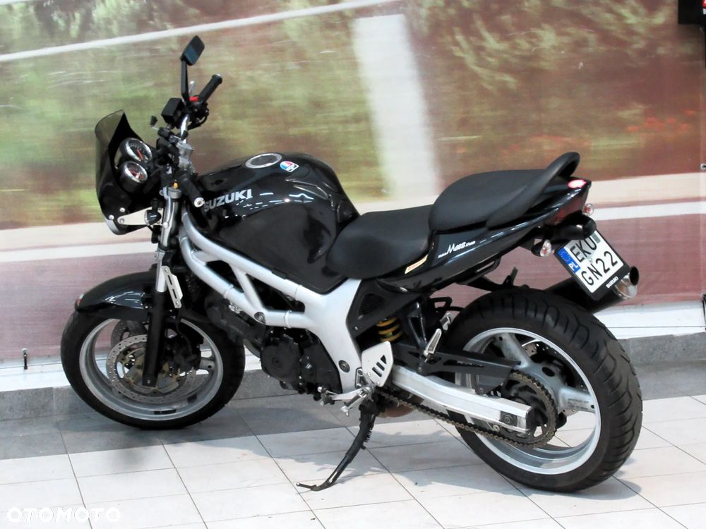 Suzuki SV - 6