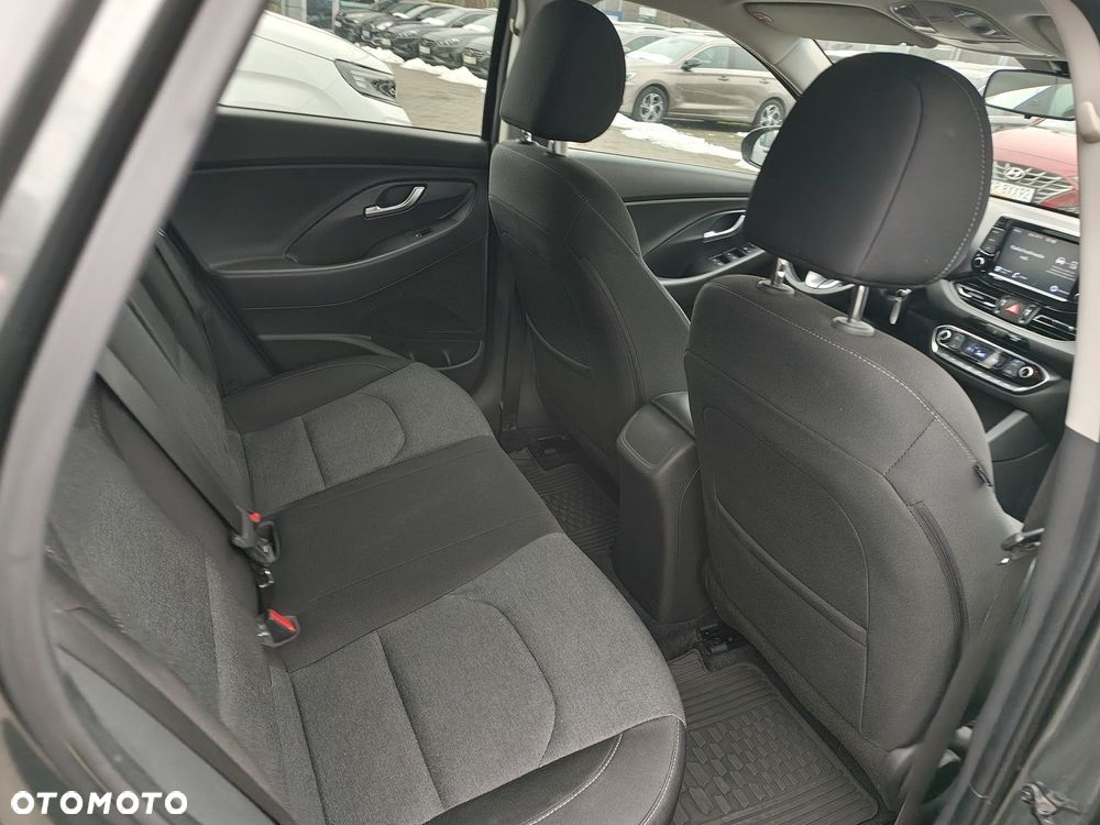 Hyundai i30 1.5 DPI Comfort - 9