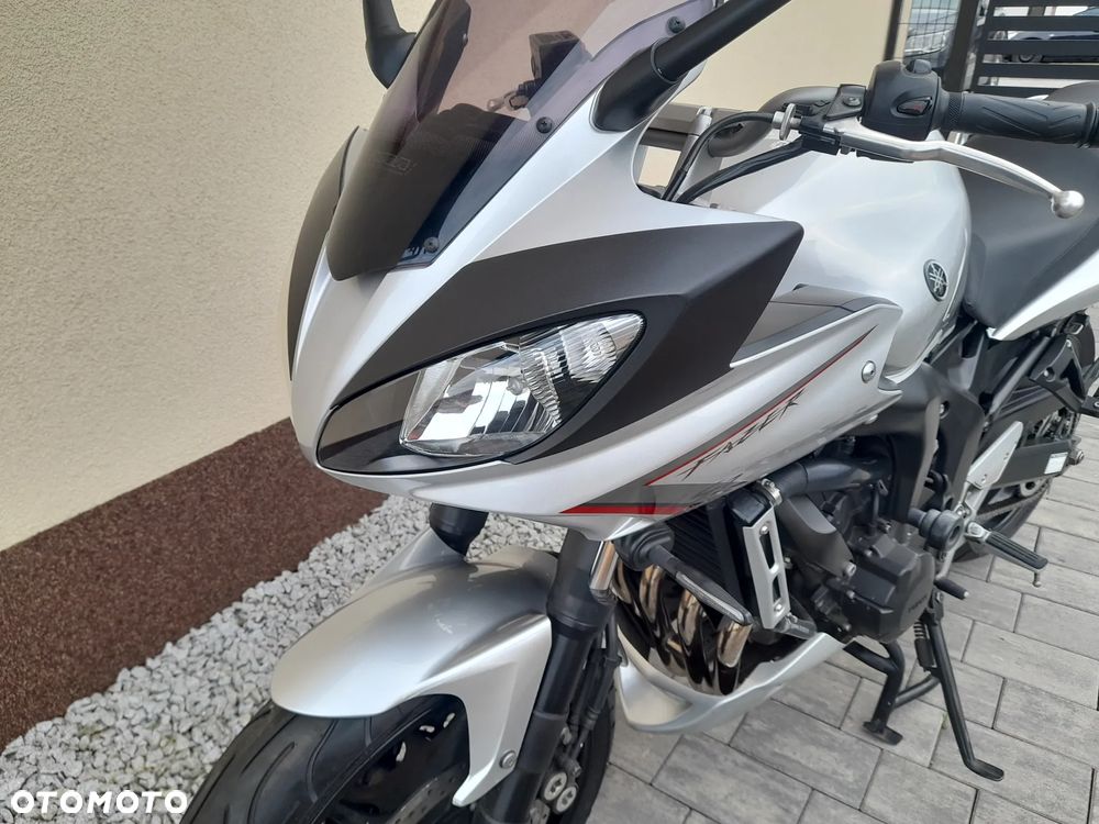 Yamaha FZ6 - 26