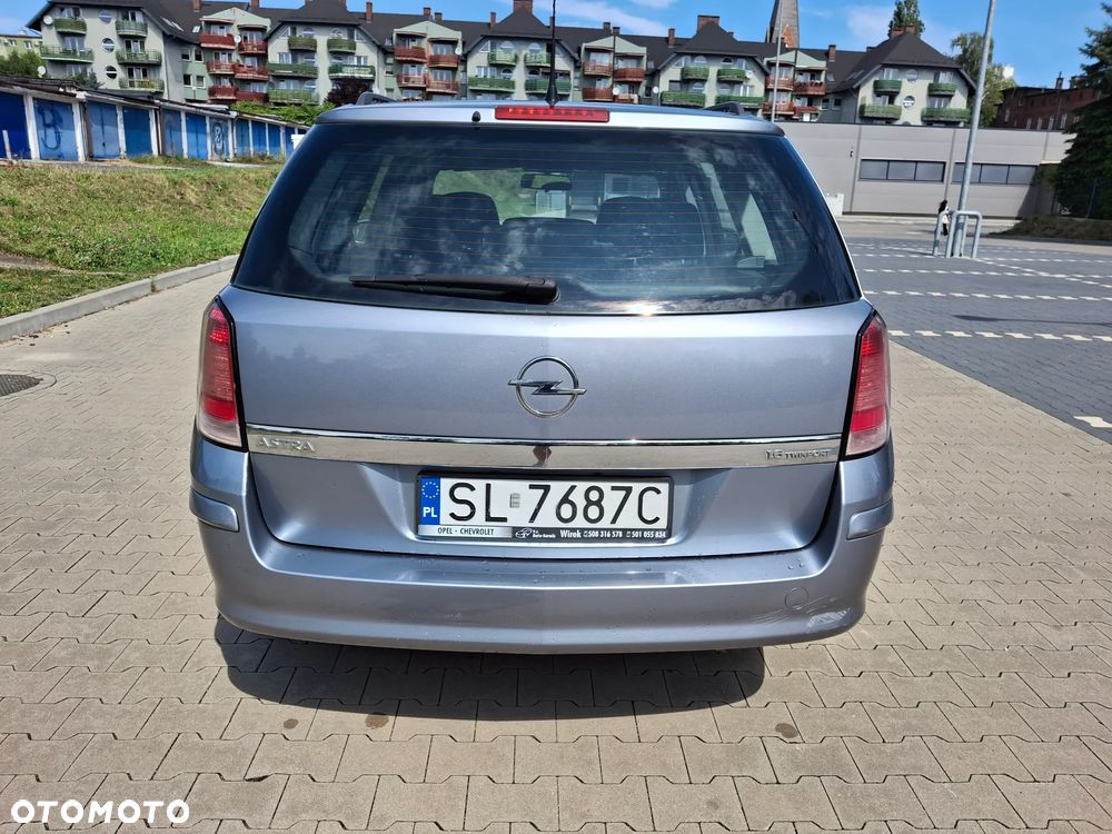 Opel Astra - 8