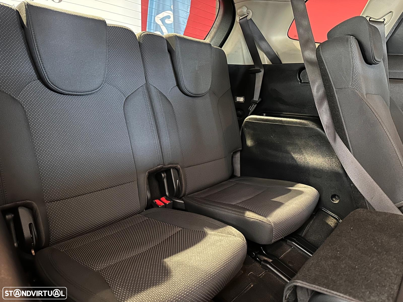 Kia Carens 1.7 CRDi ISG TX - 16