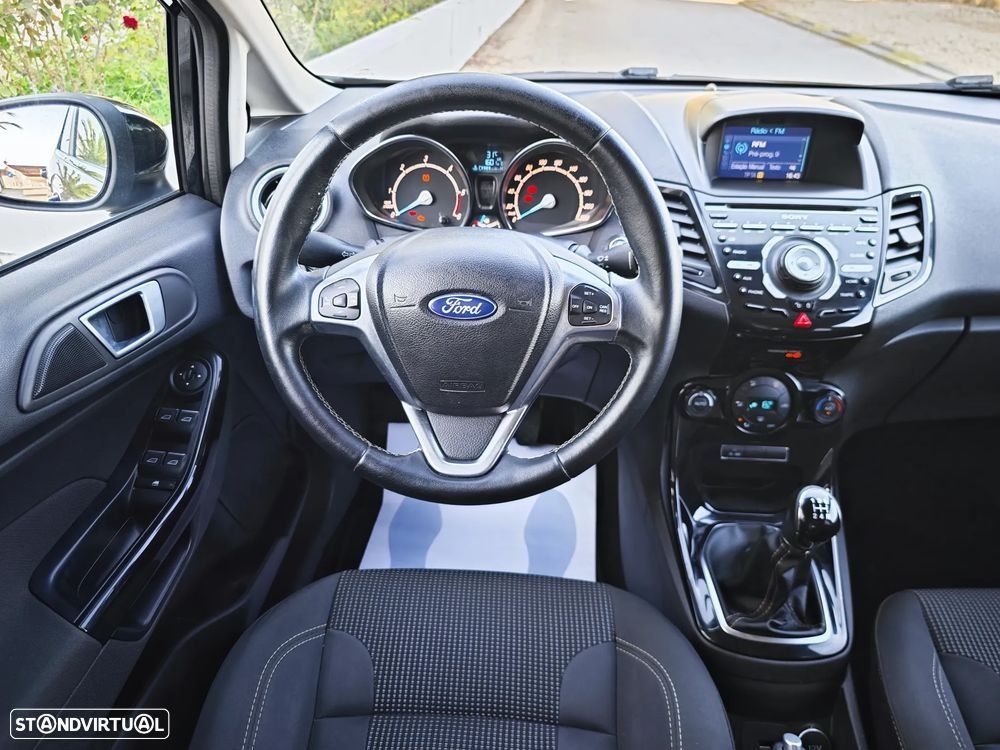 Ford Fiesta 1.5 TDCi Titanium - 12
