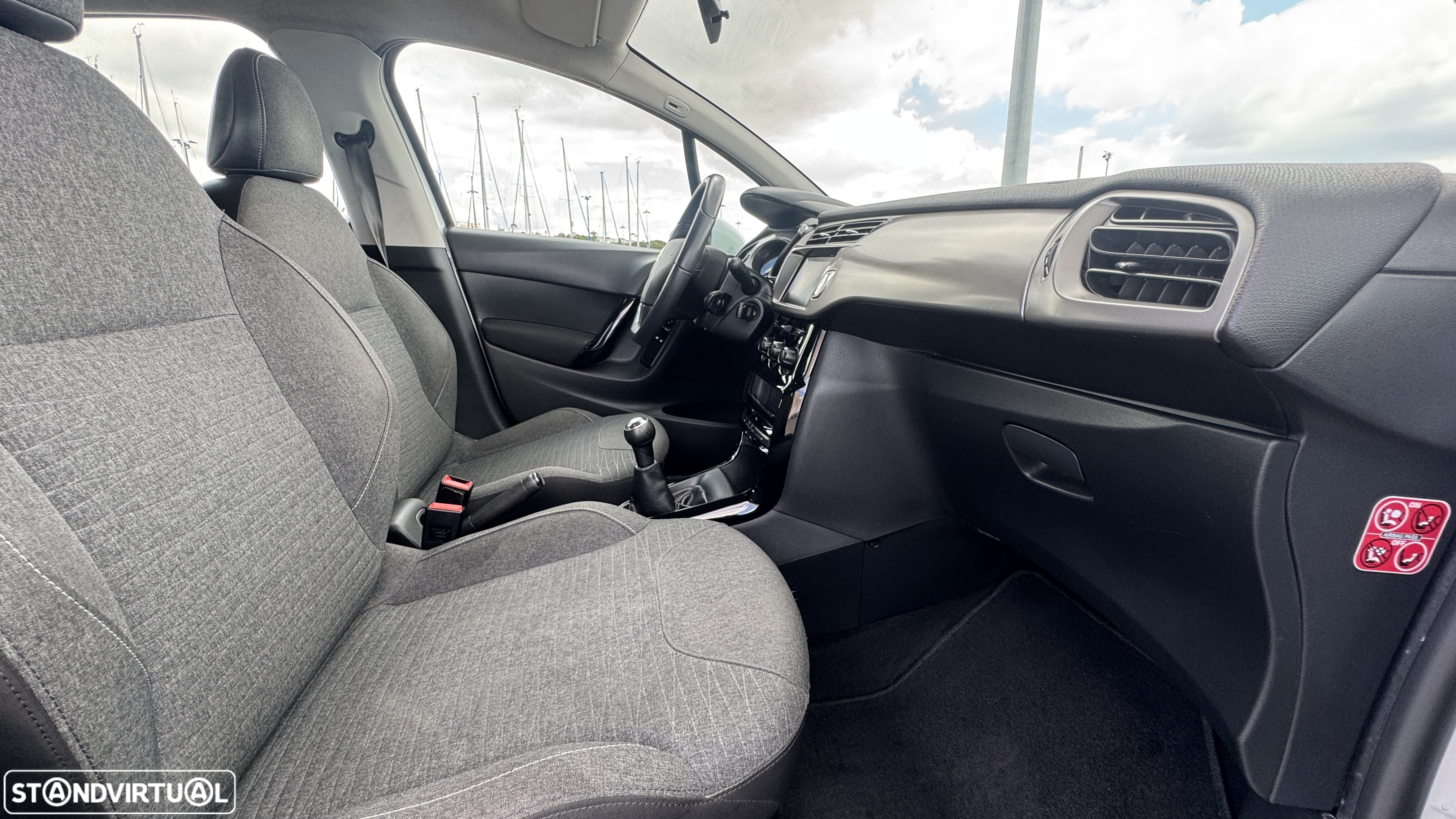 Citroën C3 1.2 PureTech Collection - 15