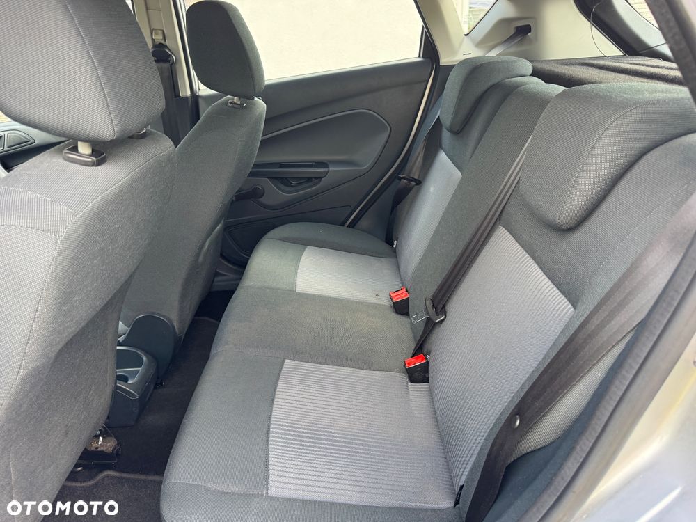 Ford Fiesta 1.25 Ambiente EU5 - 11