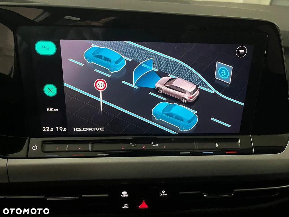 Volkswagen Golf - 12