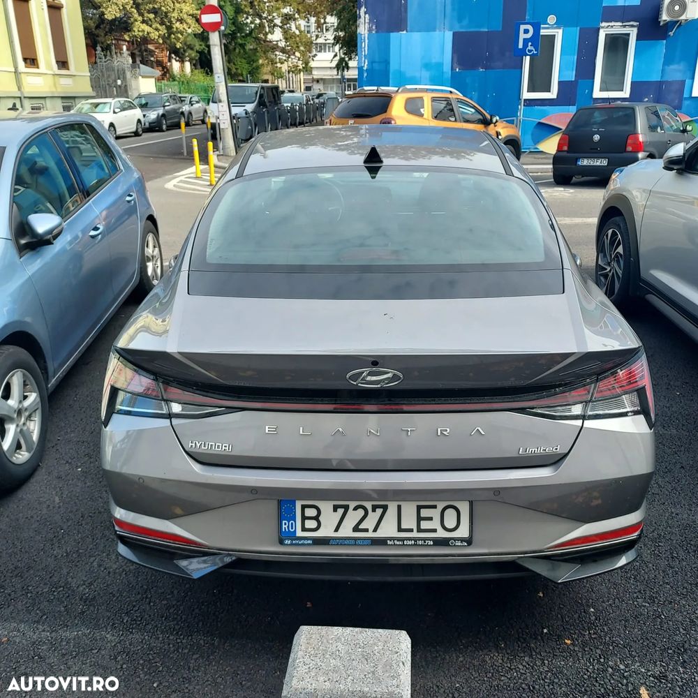 Hyundai Elantra 2021 photo 3