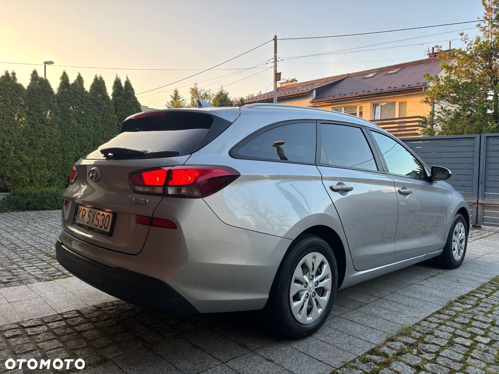 Hyundai i30 1.5 DPI Modern - 6