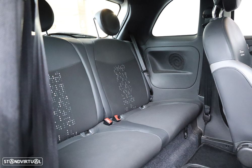 Fiat 500 1.0 Hybrid Connect - 37