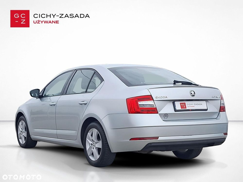 Skoda Octavia - 3