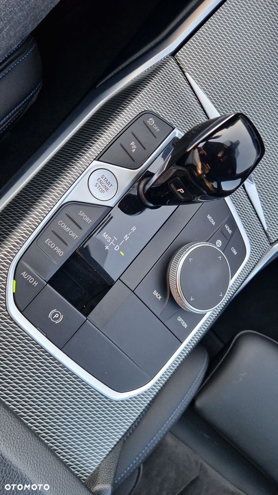 BMW Seria 3 330d MHEV M Sport sport - 29
