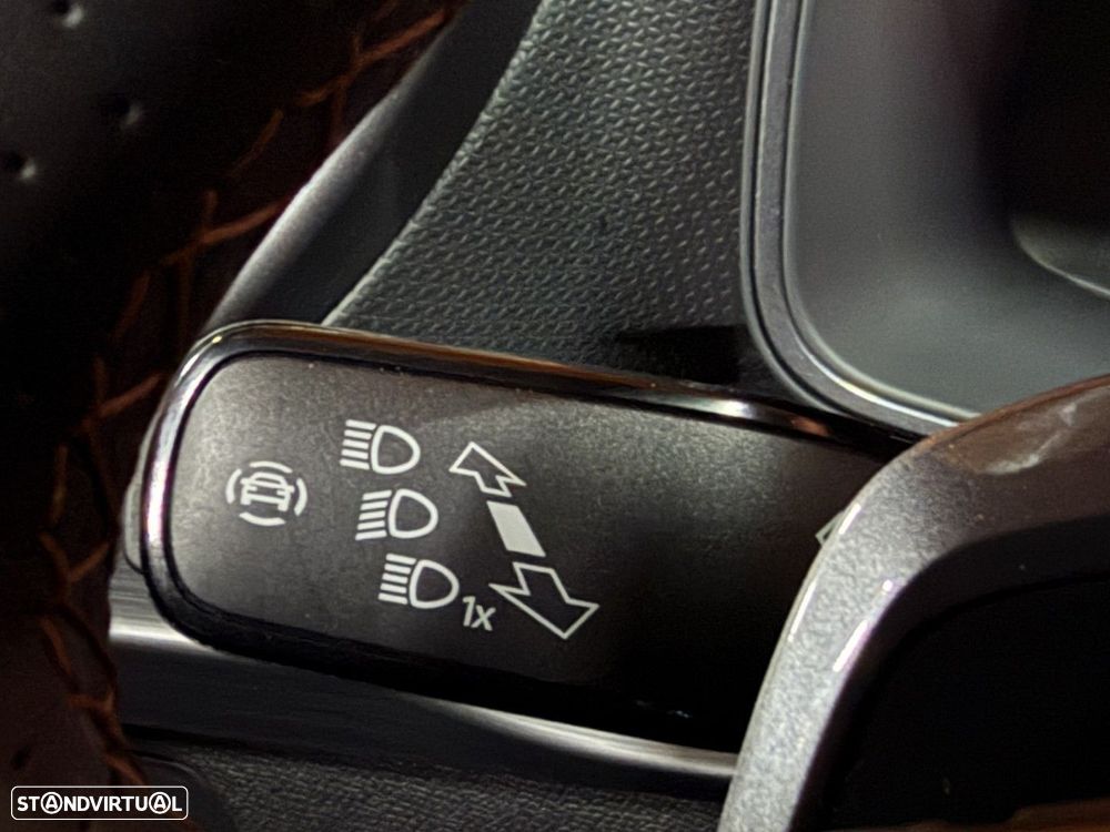 Cupra Leon 1.5 e-Hybrid DSG - 21