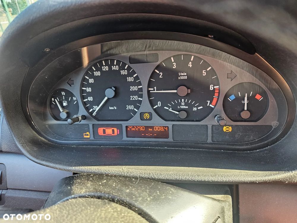 BMW Seria 3 - 15