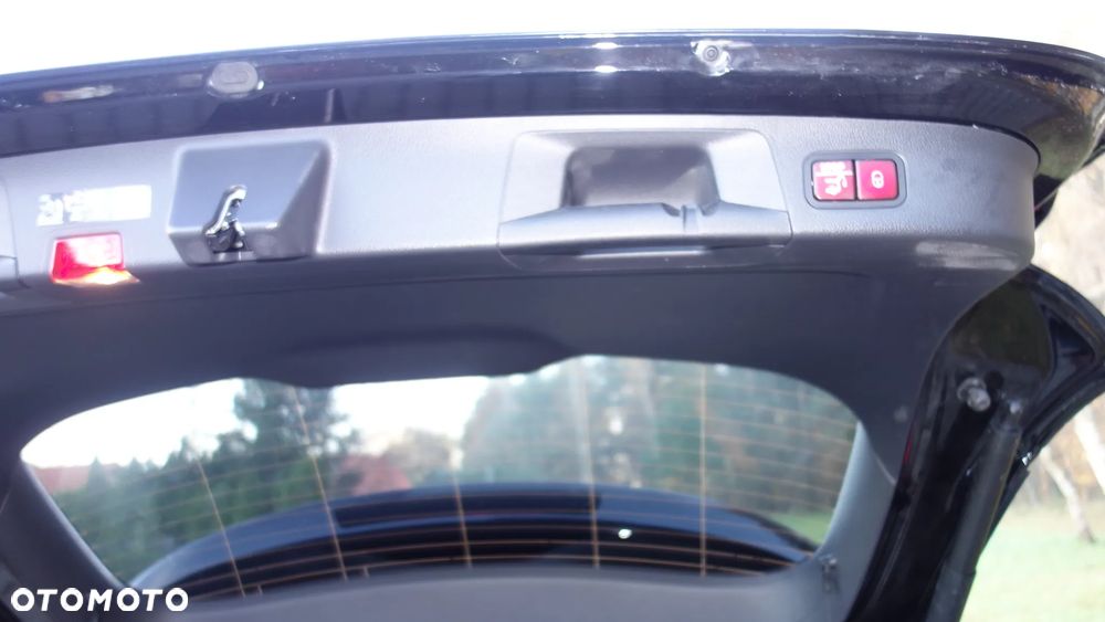 Mercedes-Benz GLA 200 d 4-Matic AMG Line 8G-DCT - 8