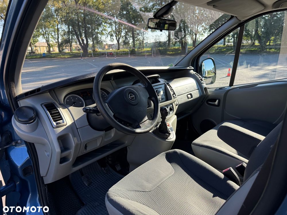 Opel Vivaro - 14