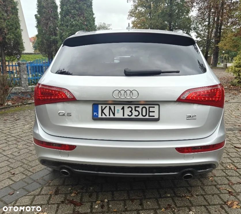 Audi Q5 3.2 FSI Quattro S tronic - 36