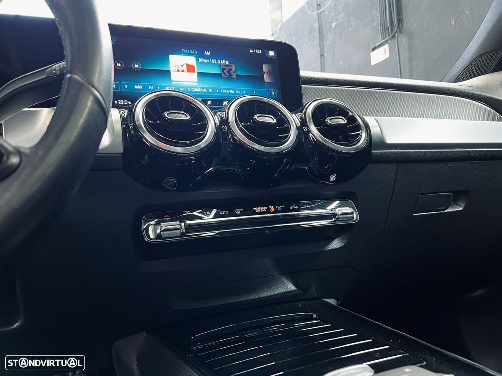 Mercedes-Benz GLB 180 d 8G-DCT AMG Line - 21