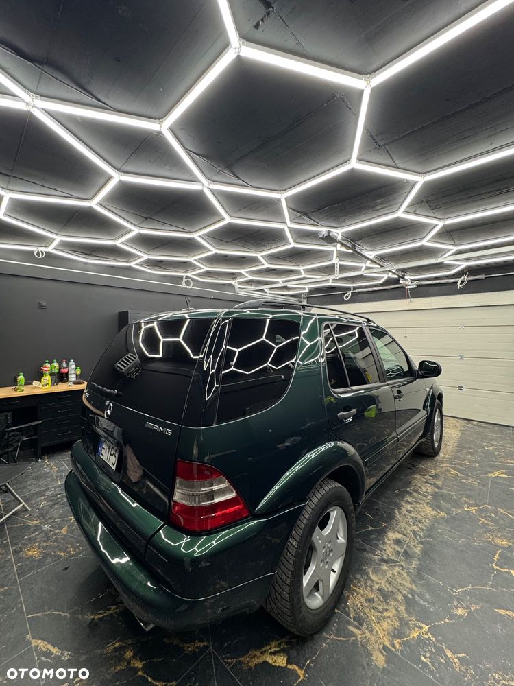 Mercedes-Benz ML 55 AMG - 3