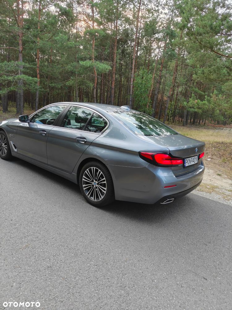 BMW Seria 5 530e Luxury Line - 3