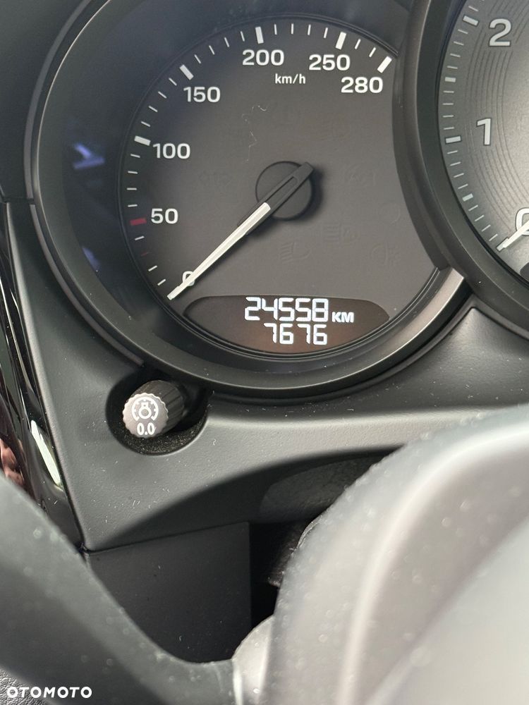 Porsche Macan S - 16