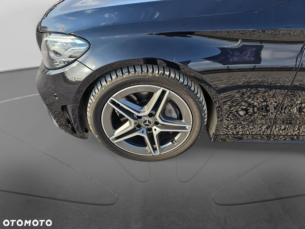 Mercedes-Benz Klasa C 300 9G-TRONIC - 7