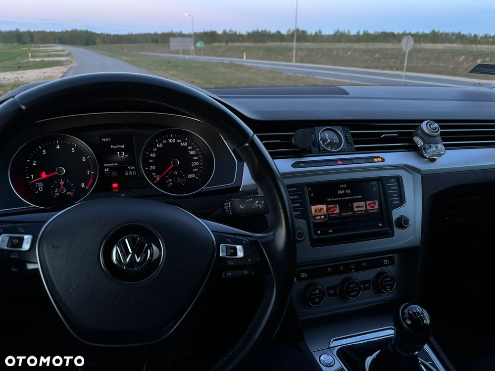 Volkswagen Passat 1.4 TSI BMT ACT Comfortline - 21
