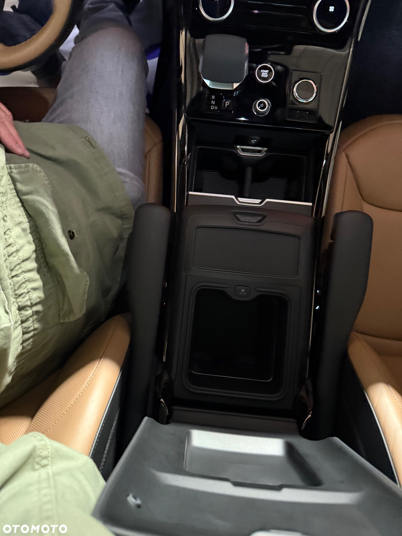 Land Rover Range Rover Sport ver-s-3-0-p510e-phev-autobiography - 18