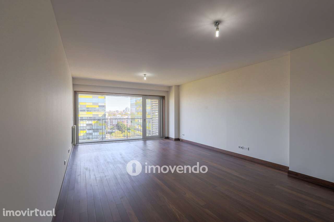 Apartamento T4, com vista rio e estacionamento, em Vila Nova de Gaia - Grande imagem: 3/60