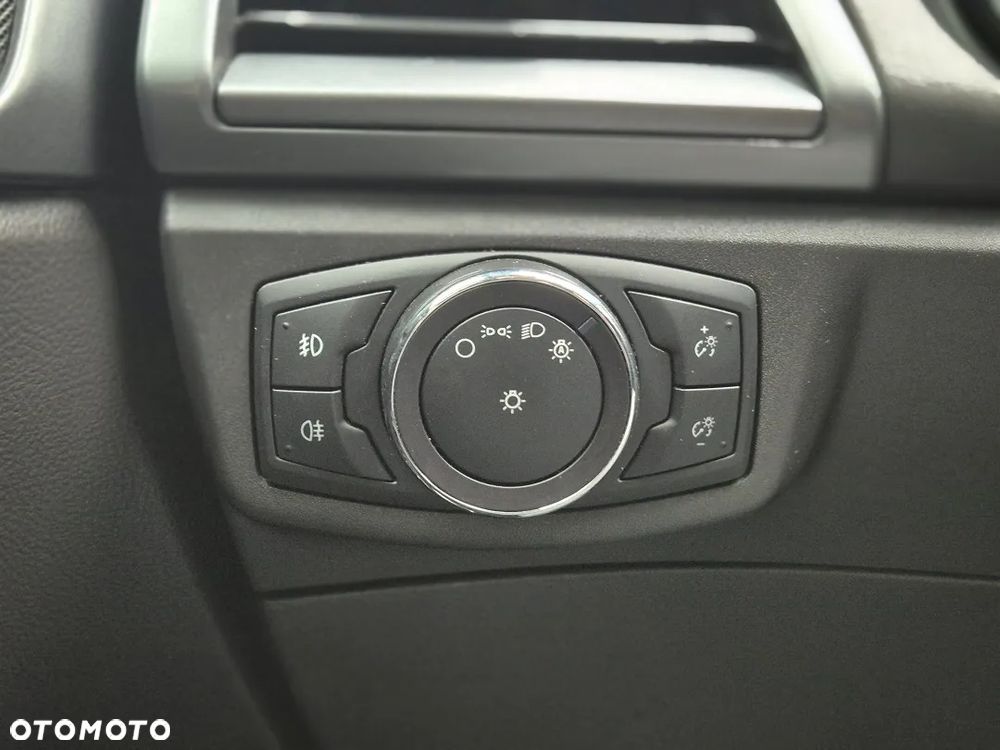 Ford Mondeo 2.0 TDCi Titanium - 31