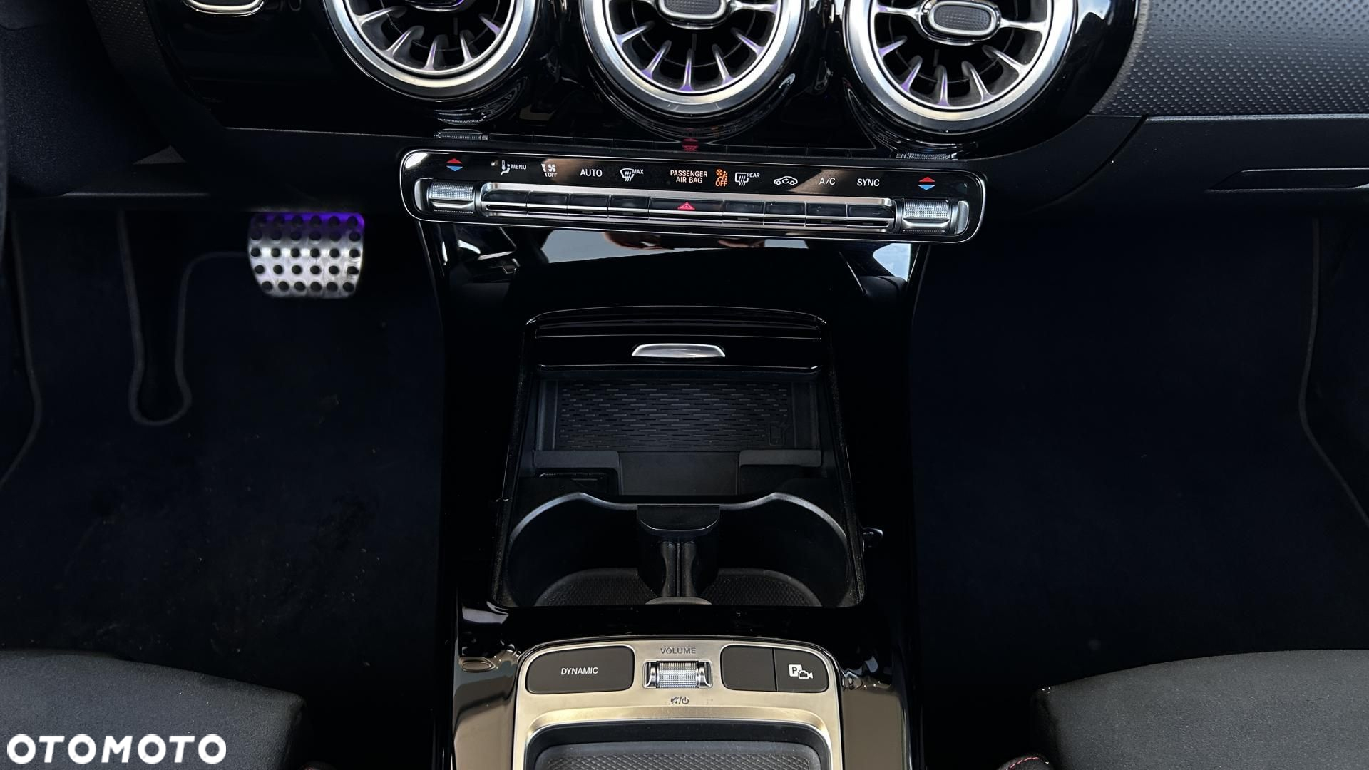 Mercedes-Benz CLA - 19