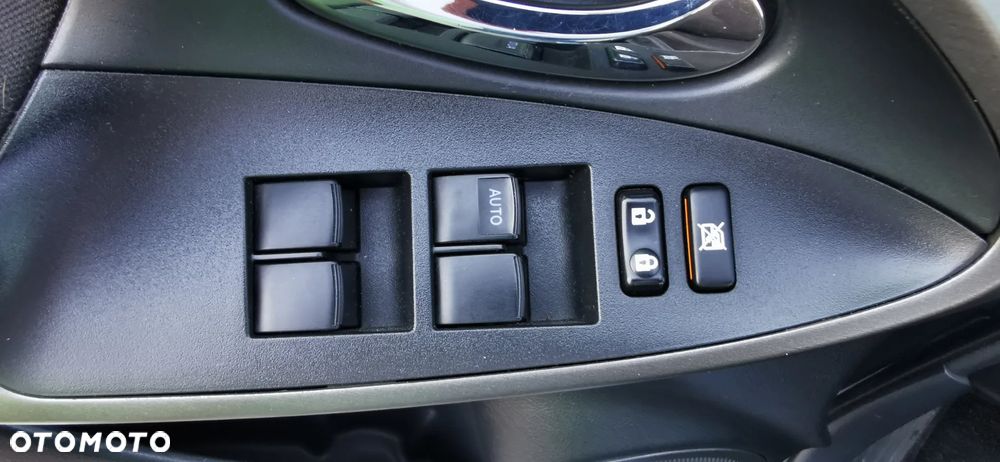 Toyota RAV4 2.0 VVT-i Sol 4x2 - 27