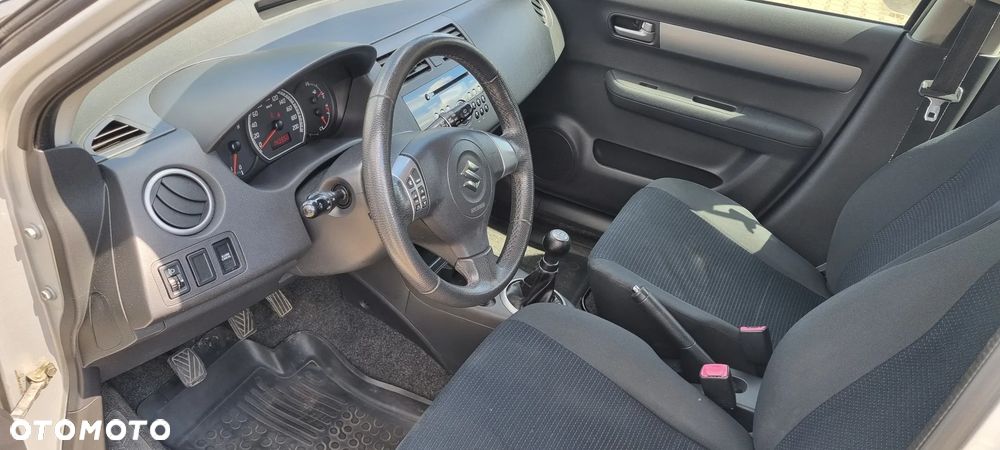 Suzuki Swift 1.3 Comfort - 10