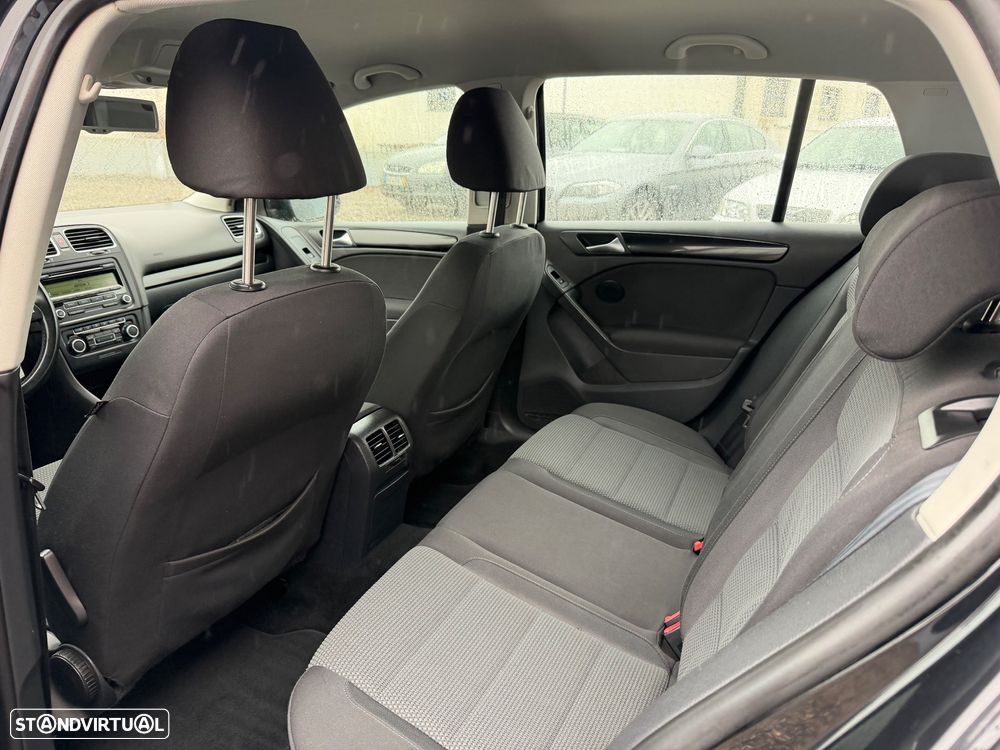 VW Golf 1.6 TDi Trendline BlueMotion - 13