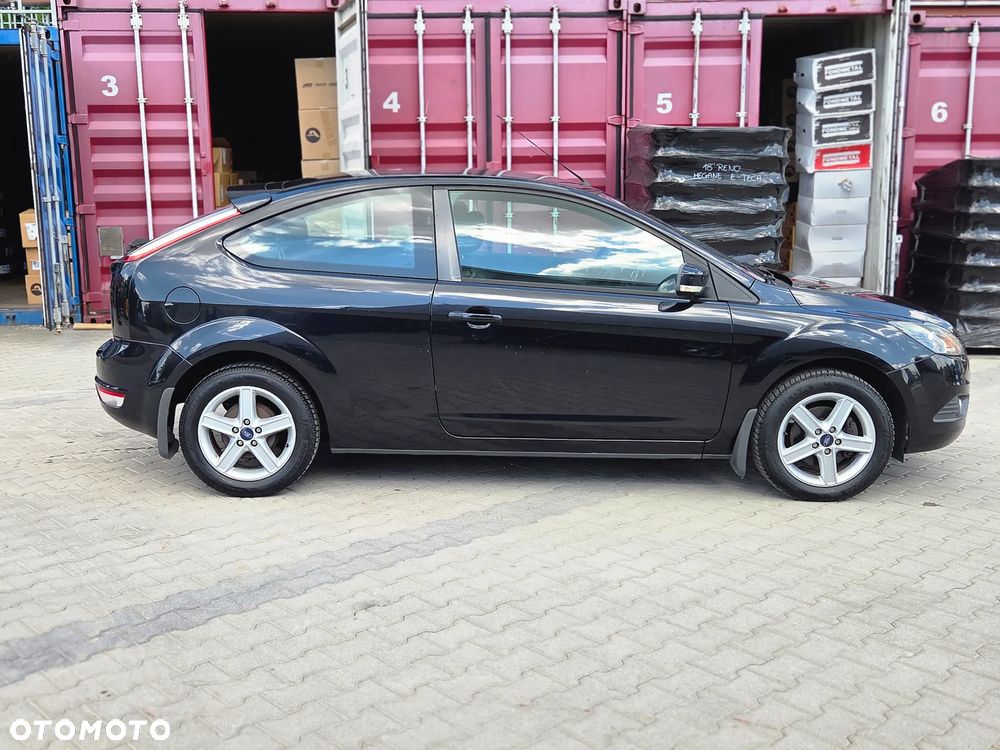 Ford Focus 1.6 Ti-VCT Platinium X - 2