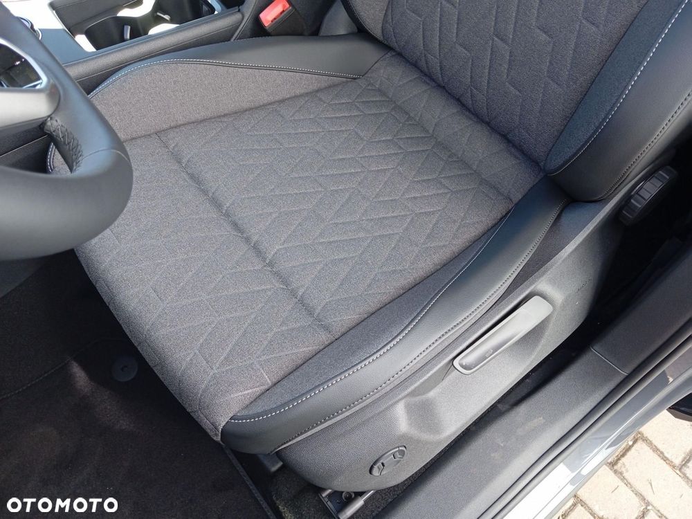 Volkswagen Tiguan - 18